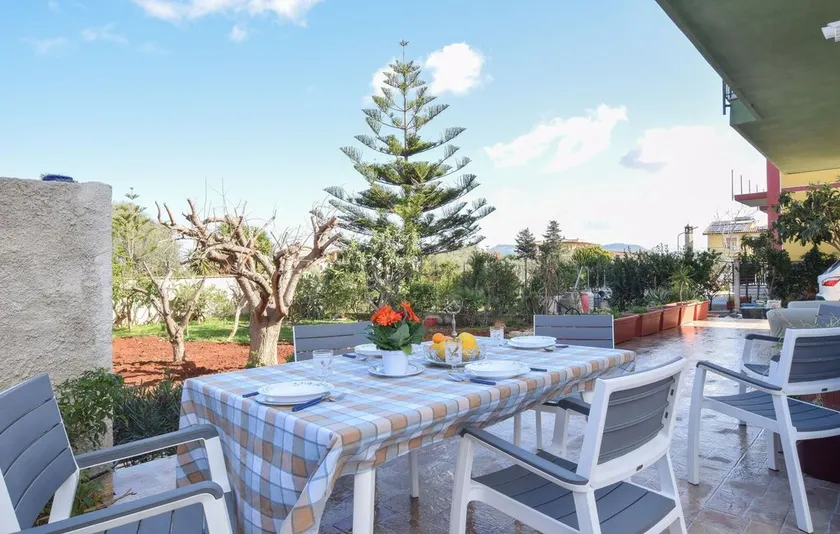 2 Bedroom Awesome Apartment In Portella Di Mare - Image 1