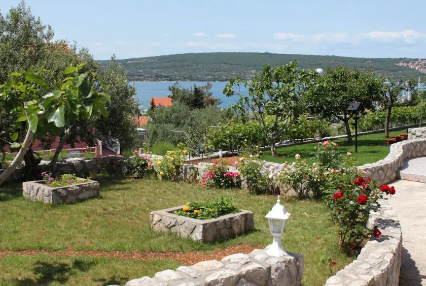 Two bedroom apartment with terrace and sea view Punat, Krk (A-5343-c) - Image 1
