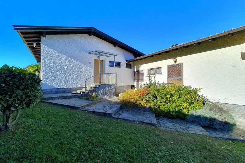 Holiday home in Germignaga with private garden - Image 1