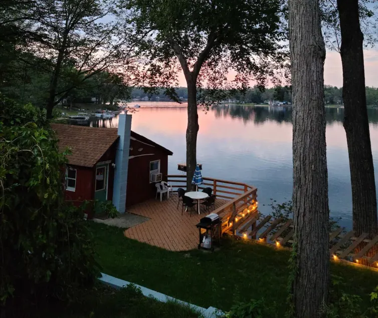 Lake Front Cabin on Diamond Lake - Image 1