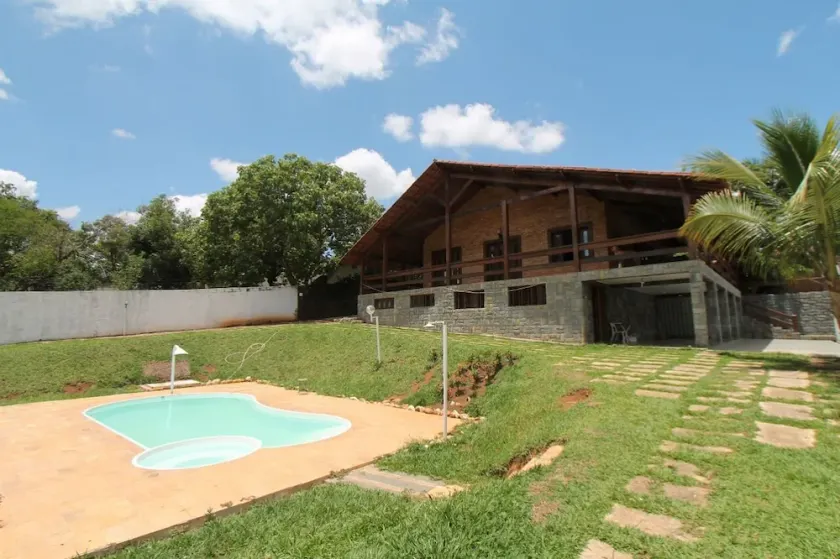INSTANT HOTEL - Decorated House - Image 1