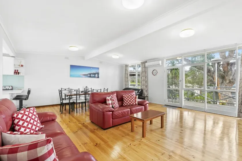 Bright & Airy & Close to Everything - Image 1