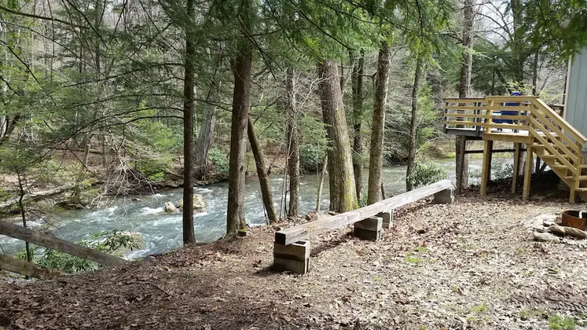 Getaway on the River - Image 1