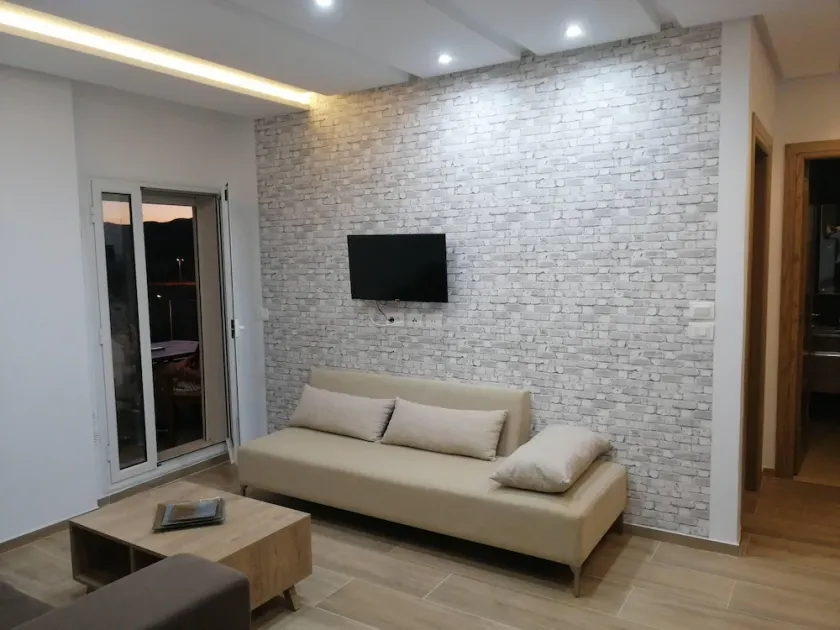 Stunning brand-new apartment with a view of the pool - Image 1