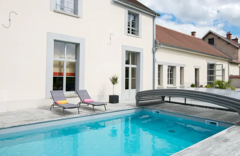 Stort charmerende sommerhus i Champagne med opvarmet pool - Image 1