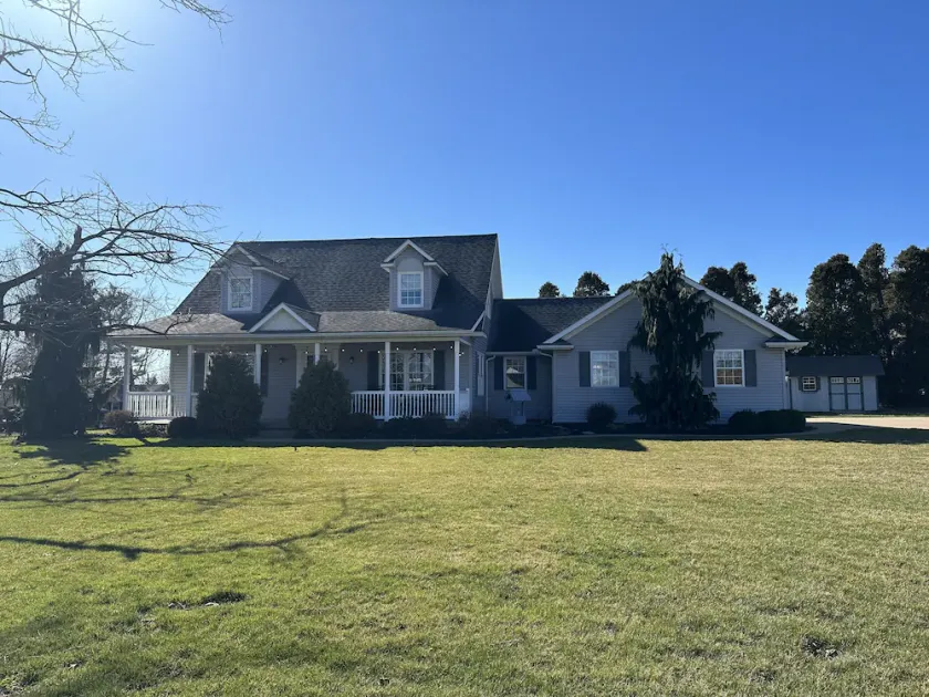 Estate on Market • Sleeps up to 10 - Image 1