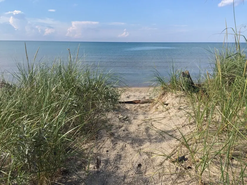 Port Franks Getaway - Image 1