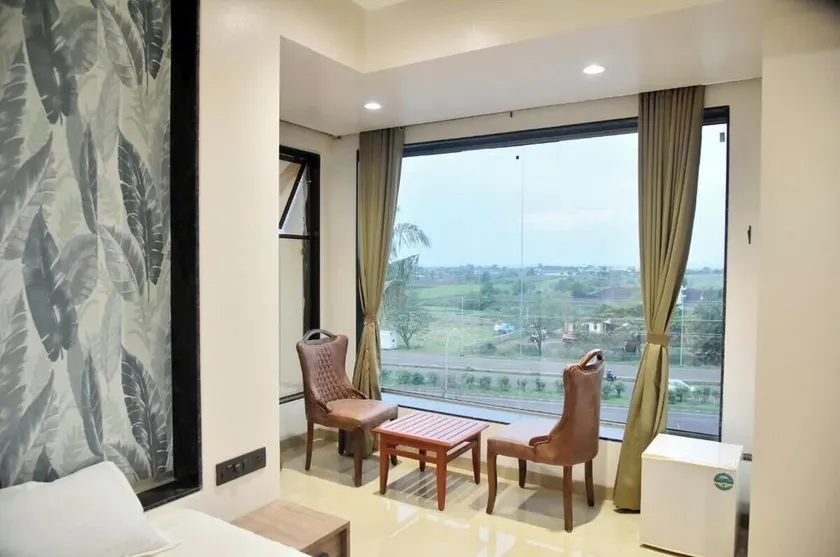 Hotel Manoranjan Enclave - Image 1