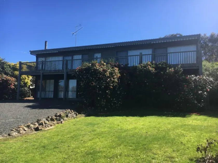 One95 Family Beach House - Image 1