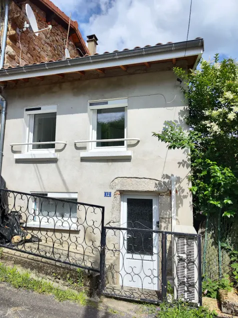 La Maison d'Aurélie 4 à 6 personnes en Auvergne à Saint Remy sur Durolle - Image 1
