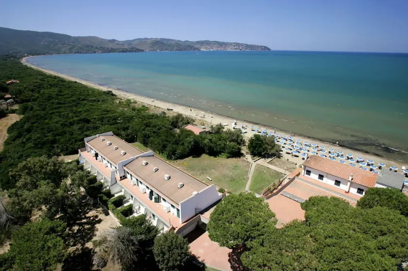 Apartment in Residence am Strand für 5 Personen in der Toskana, Maremma - Image 1