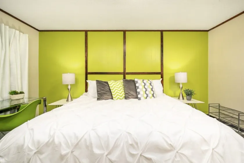 Long Stay• Near D.T• King Bed• Smart TV• Pets• W/D - Image 1