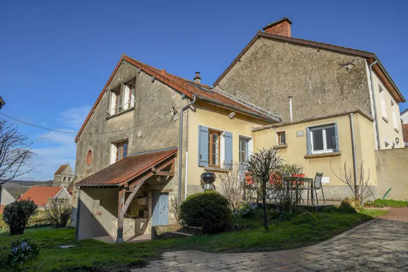 Dorfhaus im Herzen der Champagne-Weinberge - Image 1
