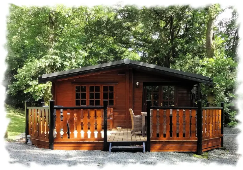 Blelham Tarn Rustic cabin in tranquil woodland - Image 1