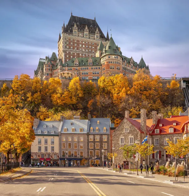 Quebec City Retreat | Spa, Hot Tub & Sleeps 9 – Family-Friendly Getaway - Image 1