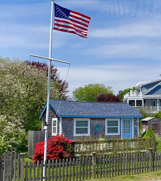 Snug Cottage -Snug Harbor - East Matunuck, RI - Image 1