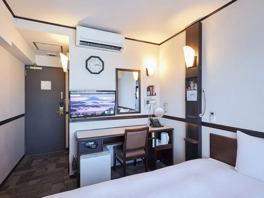 Toyoko Inn Osaka Tsuruhashi Ekimae - Image 1