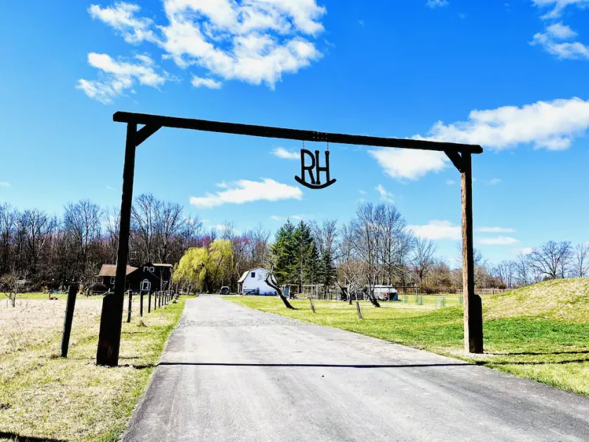 Log Cabin Farm & Gathering Space on 11Preserved Acres for your Serene Getaway - Image 1