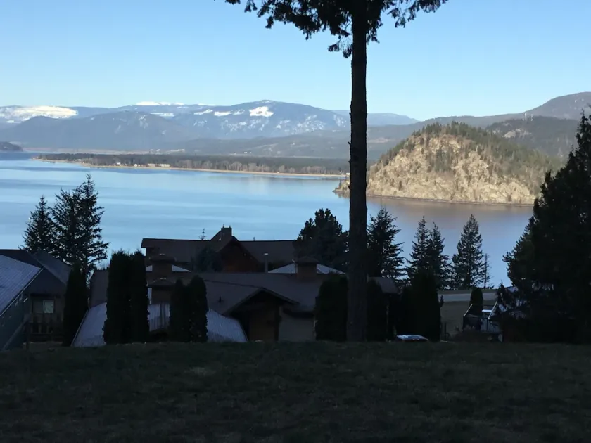 Sweet Suite Views: 1 Bedroom Suite/ Sweeping Lake View/ Nearby Beaches/Sunsets. - Image 1