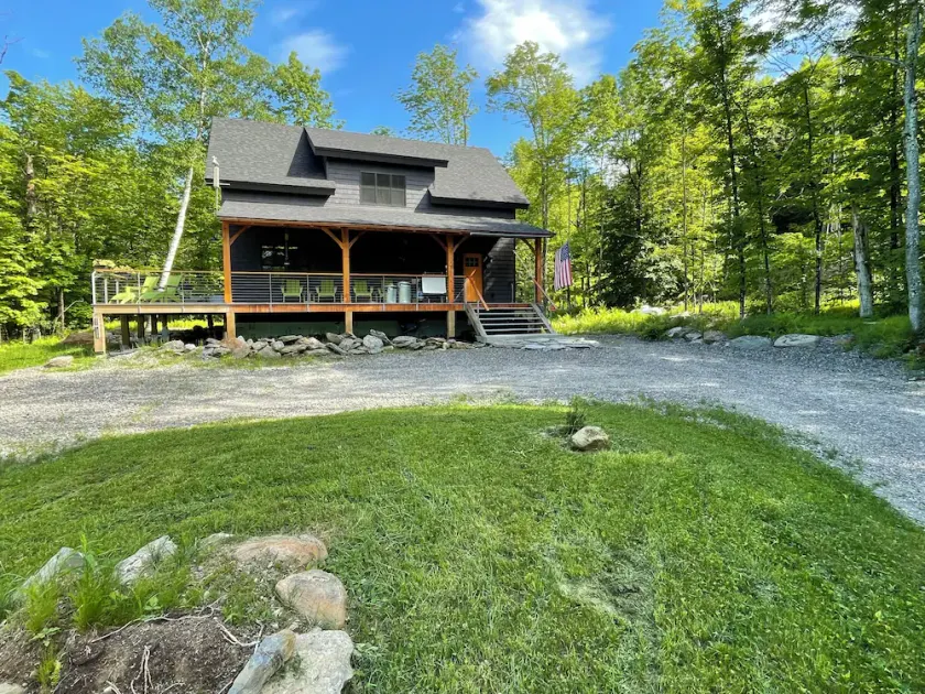 Ski house less than one mile from Sugarbush! - Image 1