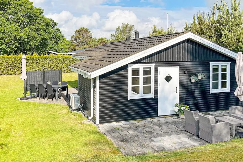 Holiday Home in Hadsund - Image 1
