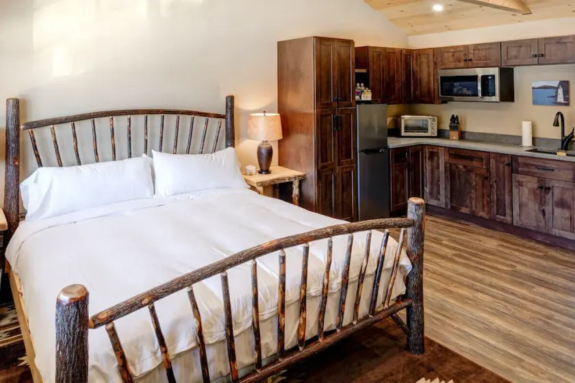 Studio Suite #11 at The Lodge | Minutes from Sunapee Harbor and Mount Sunapee - Image 1