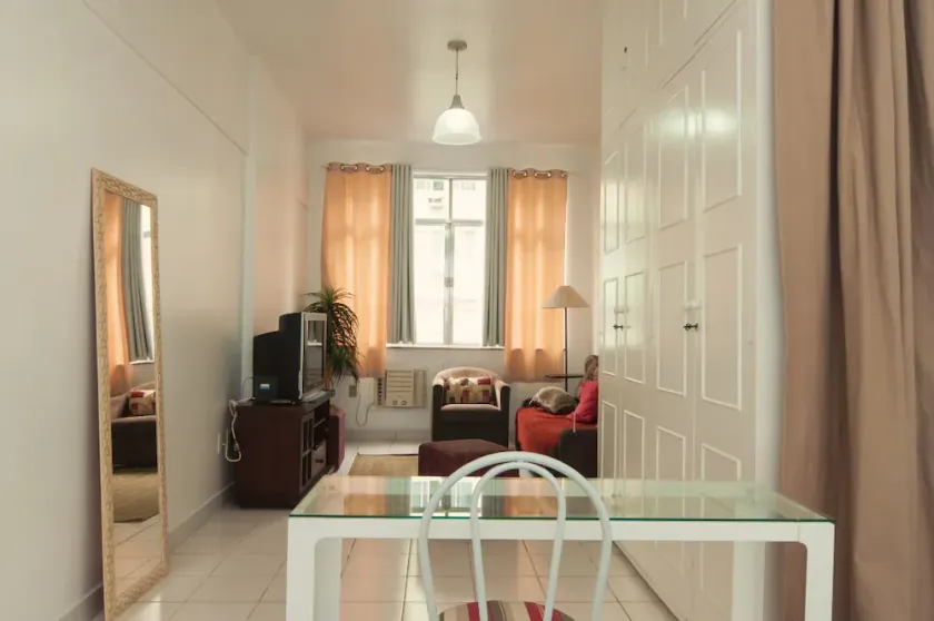 Loft apartment - Image 1