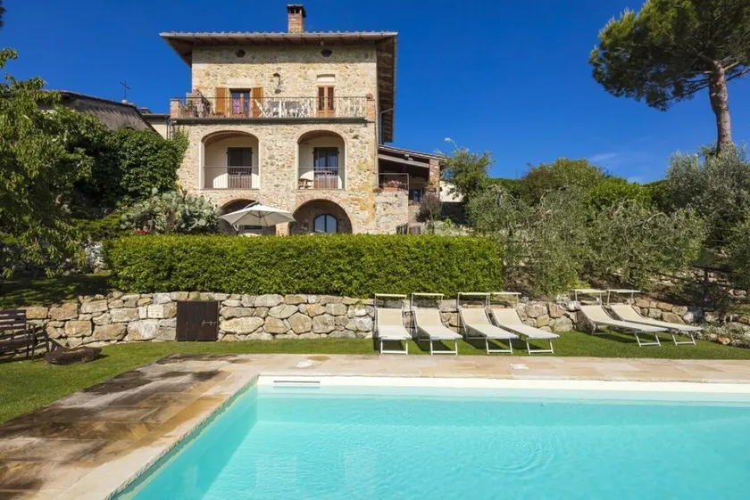 Loggia chambre double avec vue sur la piscine - Image 1