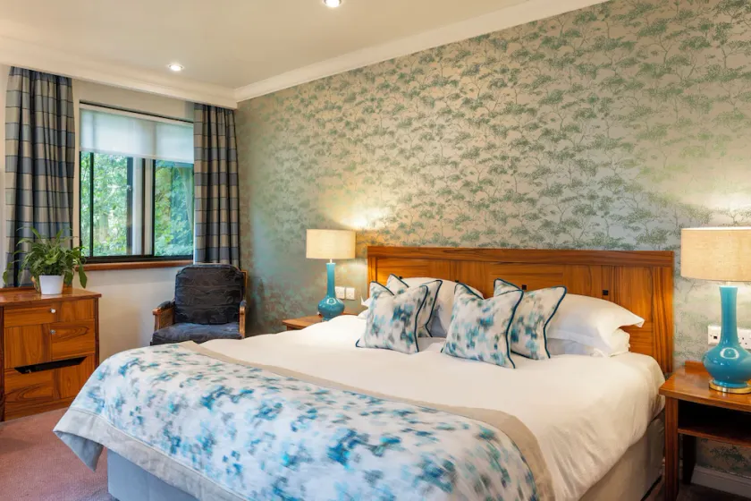 Knights Suite Rooms and Events - Image 1