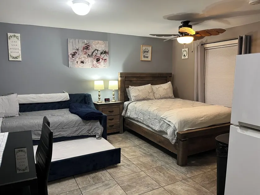 Just Like Being At Home- Newly Renovated Unit - Image 1