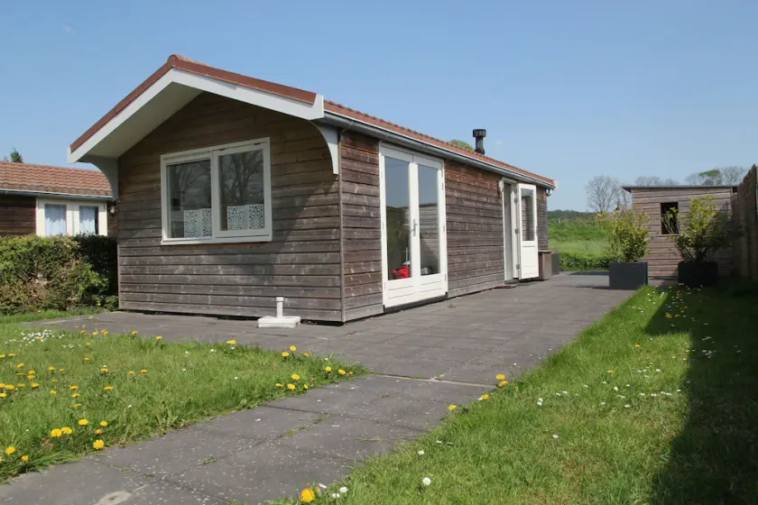 Bungalow acceptant les animaux de compagnie - Image 1