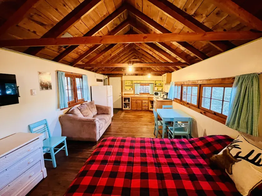 Unik 1940 LAKESIDE Studio! Fredelig & Privat >> Strand * GRATIS Resort Faciliteter! - Image 1