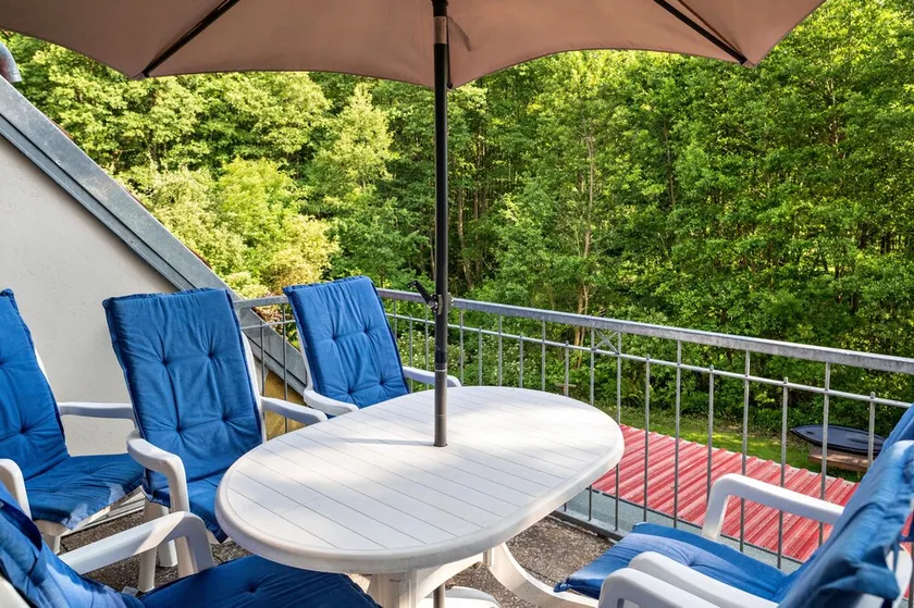 Apartment 'Erlenblick' with Private Terrace, Shared Garden and Wi-Fi - Image 1