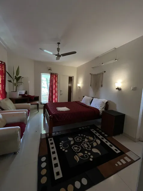 Le-Hayat, Heaven in the Hills. - Image 1