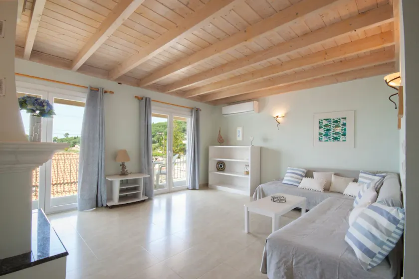 Kassiopi Telemahos Luxury apartment - Image 1