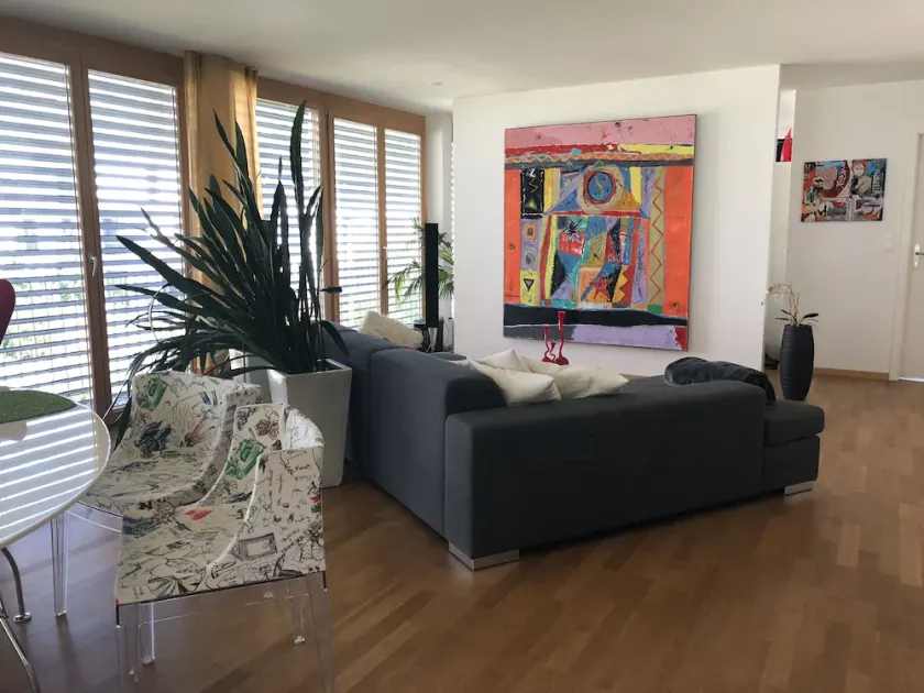 110sqm modern ljus designer lägenhet med zen dröm badrum och ångdusch - Image 1
