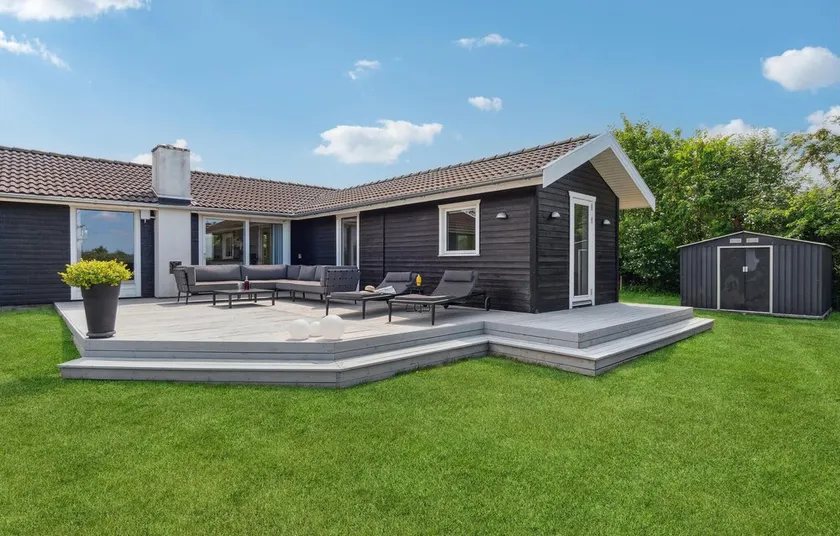 3 bedroom beautiful home in Skibby - Image 1
