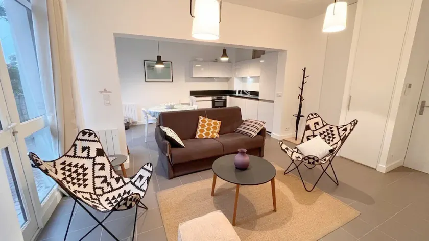 Beautiful appartment direct access to the lake - Image 1