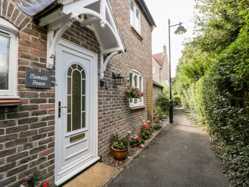 Clematis House - Image 1