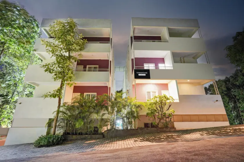 Deluxe Hebbal Mysore Green Orchid Resort - Image 1