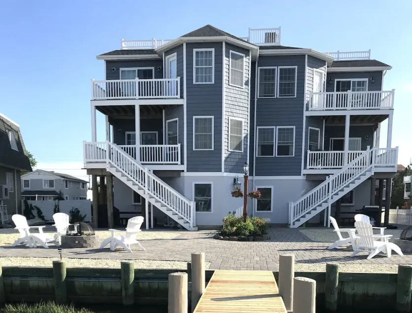 Bayfront med dock og brand pit, @ Harris Harbor, Beach Haven Park, LBI - Image 1