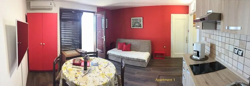Apartamento con jardín y barbacoa | Vistas a la playa - Image 1