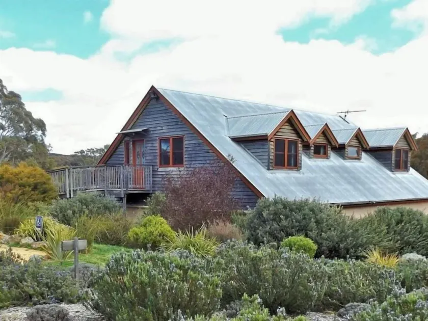 Yarralaw Springs Wines Vine Loft - Image 1