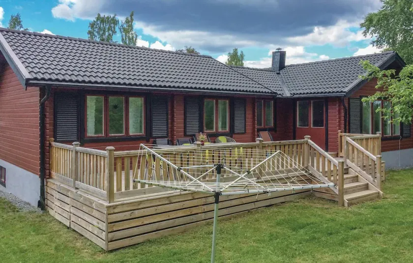 Mysigt hem i Flen med bastu - Image 1