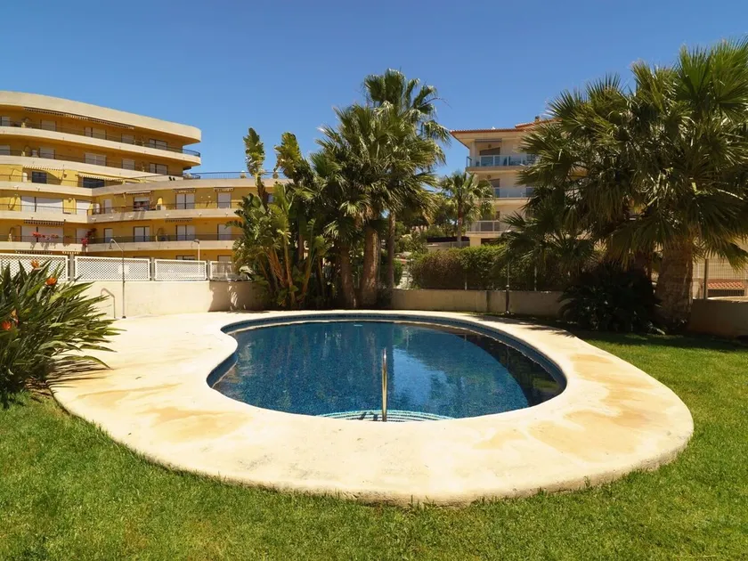 Bellissimo appartamento per 4 ospiti con A/C, piscina, WIFI, TV e terrazza - Image 1