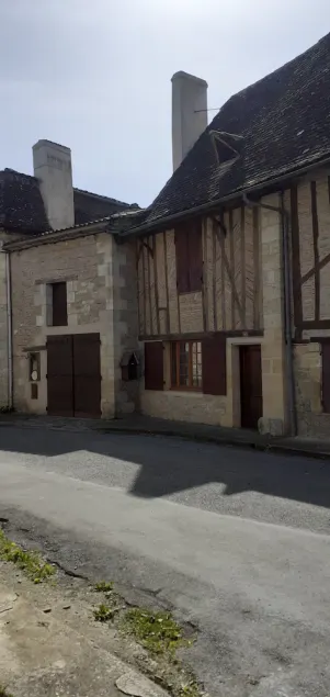 Holiday home for rent near the Dordogne river - Image 1