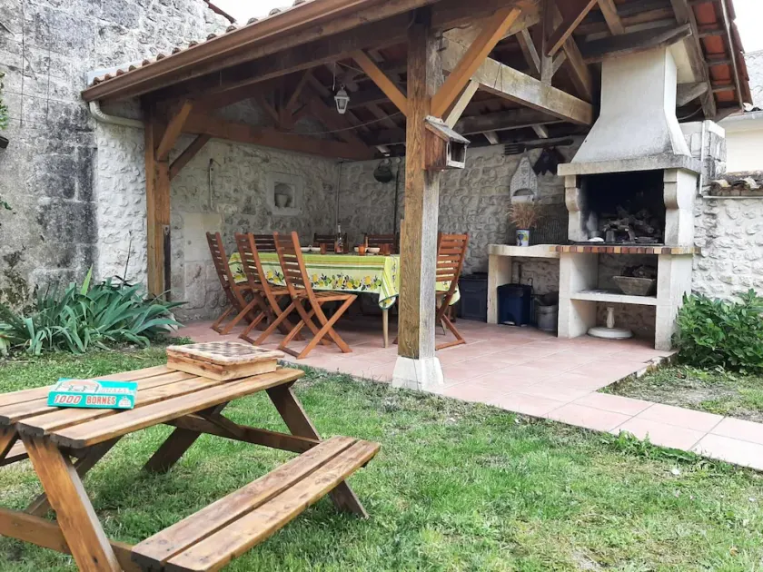 Charming 18th Century Gîte with Garden, Fireplace, and Modern Amenities - Image 1