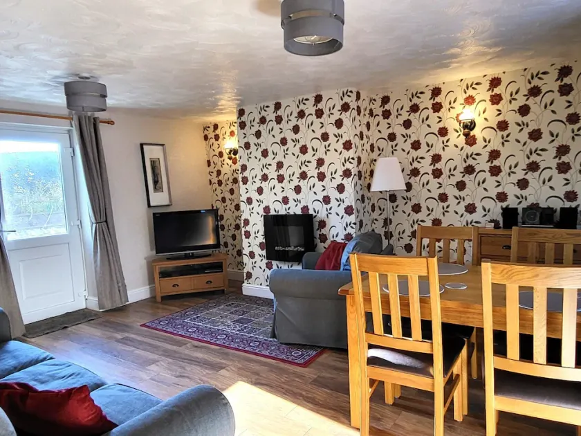 Lovely Cottage on the edge of the Lake District - Image 1