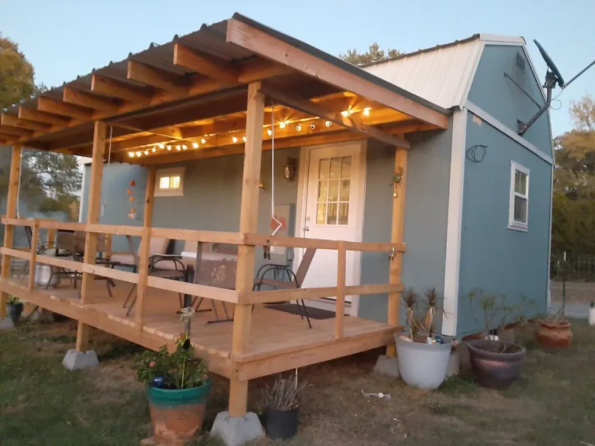 Quiet country cabin just 30 minutes from Austin Airport - Image 1
