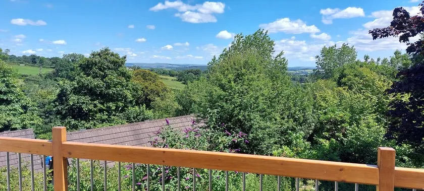 2 Bedroom Apartment  with Glorious views over the Tamar Valley and Dartmoor. - Image 1